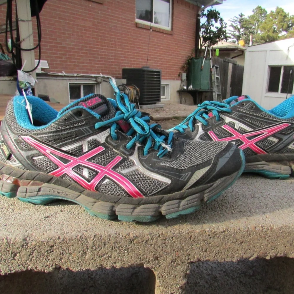 ASICS Women's GT-2000 2 G-TX
